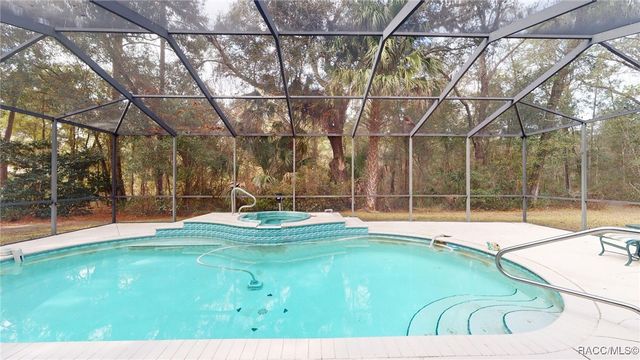 4396 N Forest Lake Drive, Hernando, FL 34442