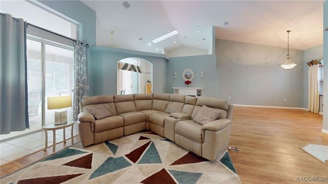 4396 N Forest Lake Drive, Hernando, FL 34442