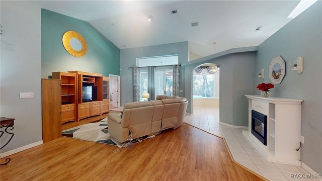 4396 N Forest Lake Drive, Hernando, FL 34442