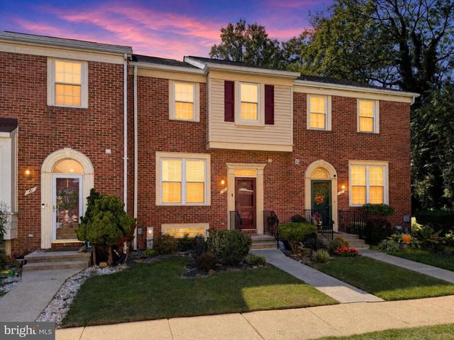 10 MACCONNACHY SQ, Baltimore, MD 21207