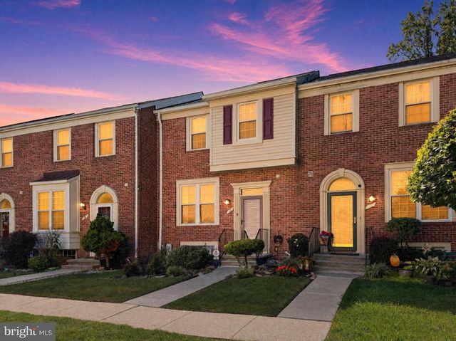 10 MACCONNACHY SQ, Baltimore, MD 21207