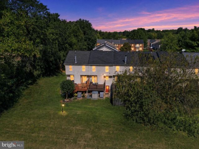10 MACCONNACHY SQ, Baltimore, MD 21207