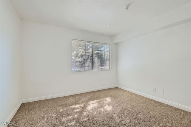 2750 South Durango Drive 2121, Las Vegas, NV 89117