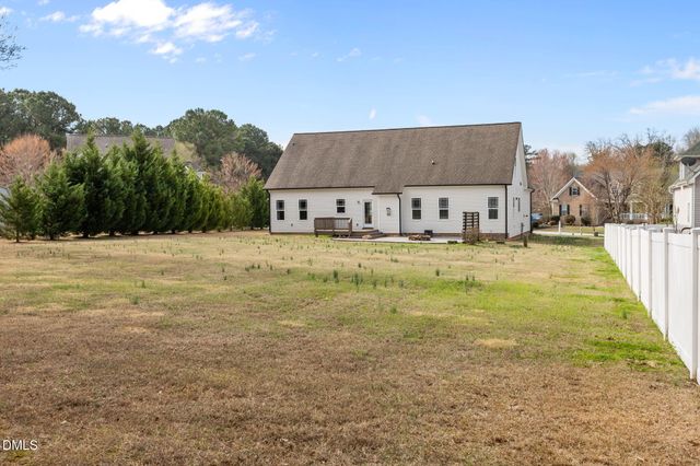 10 Tall Cedar Lane, Youngsville, NC 27596