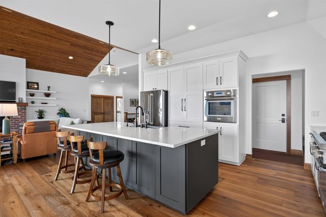 10303 N Wieber Dr, Spokane, WA 99208