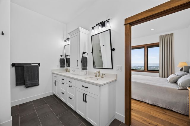 10303 N Wieber Dr, Spokane, WA 99208