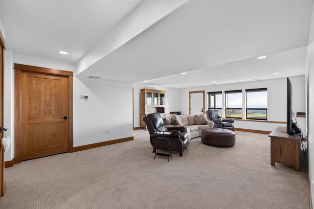 10303 N Wieber Dr, Spokane, WA 99208
