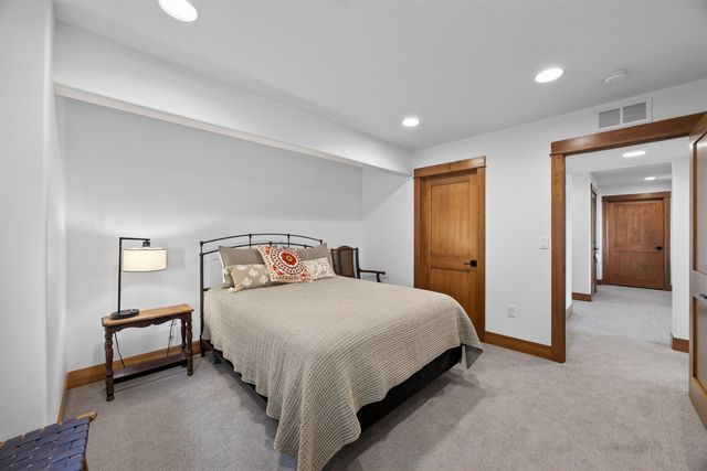 10303 N Wieber Dr, Spokane, WA 99208