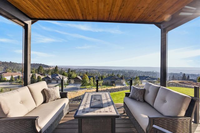 10303 N Wieber Dr, Spokane, WA 99208