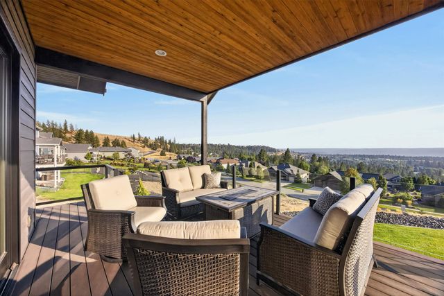 10303 N Wieber Dr, Spokane, WA 99208