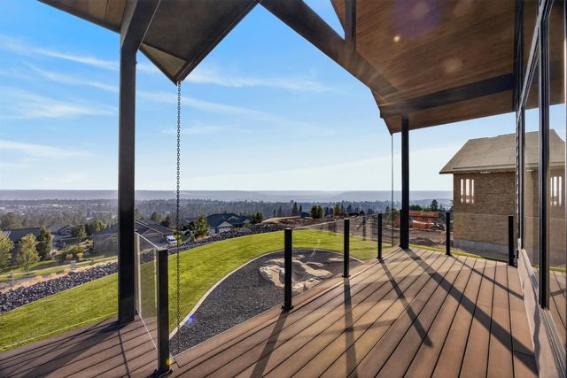 10303 N Wieber Dr, Spokane, WA 99208