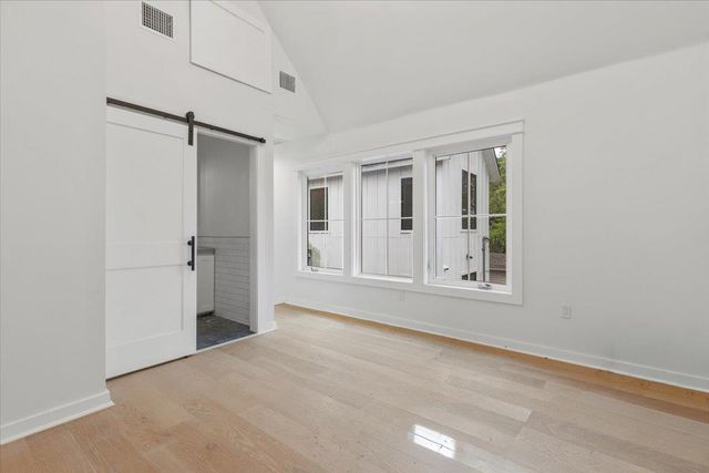 7512 Hardy DR, Austin, TX 78757