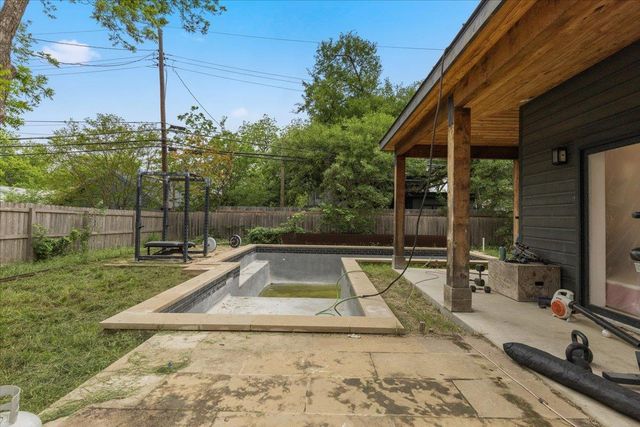 7512 Hardy DR, Austin, TX 78757