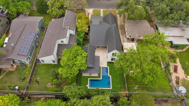 7512 Hardy DR, Austin, TX 78757