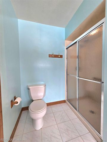 30477 Pickford Street, Livonia, MI 48152