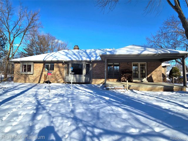 30477 Pickford Street, Livonia, MI 48152