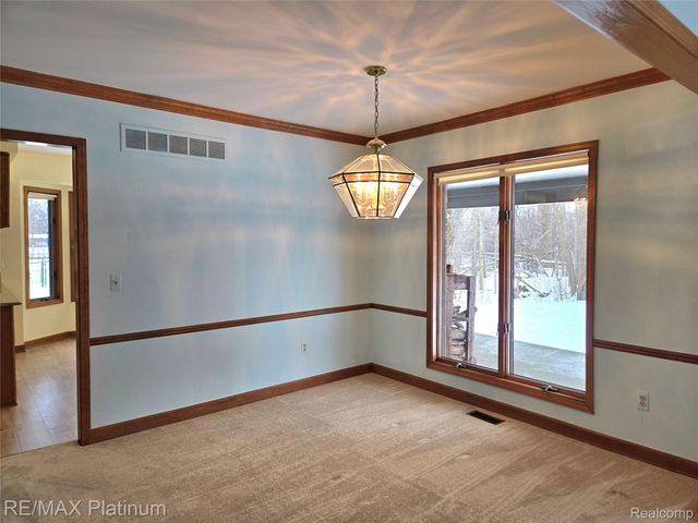 30477 Pickford Street, Livonia, MI 48152