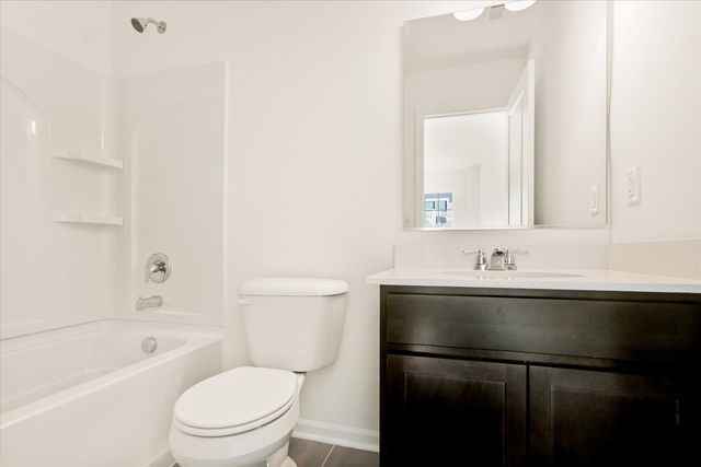 343 Kingsport Drive, South Elgin, IL 60177