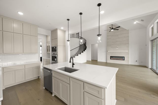 9908 Casa Frontera Drive, Fort Worth, TX 76179