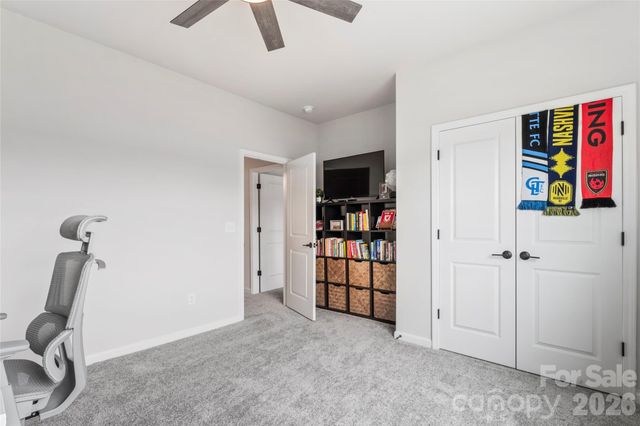 5730 Clear Creek Lane, Charlotte, NC 28215