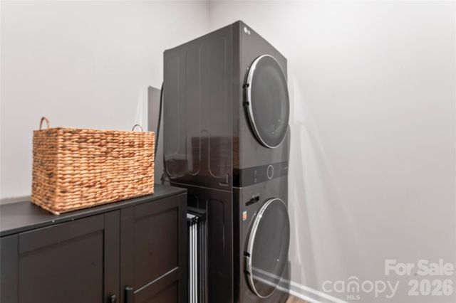 5730 Clear Creek Lane, Charlotte, NC 28215