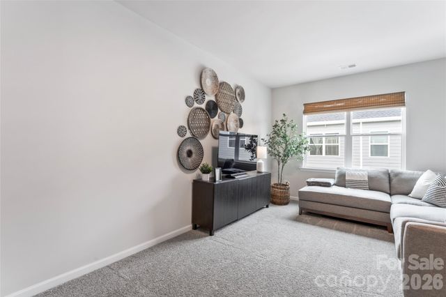 5730 Clear Creek Lane, Charlotte, NC 28215