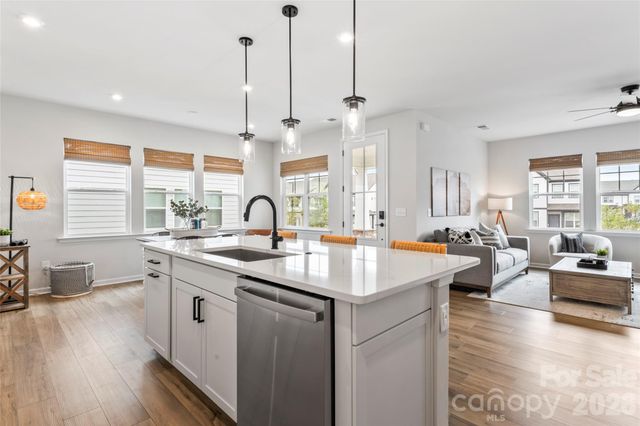 5730 Clear Creek Lane, Charlotte, NC 28215