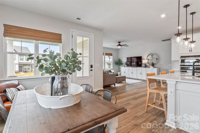 5730 Clear Creek Lane, Charlotte, NC 28215