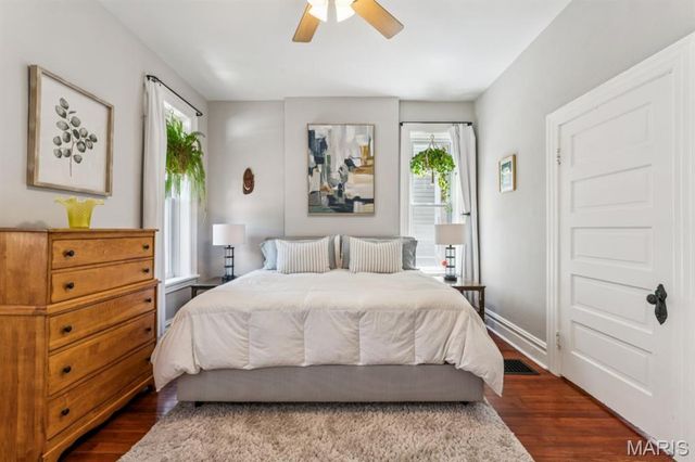 2704 Louisiana Avenue, St Louis, MO 63118