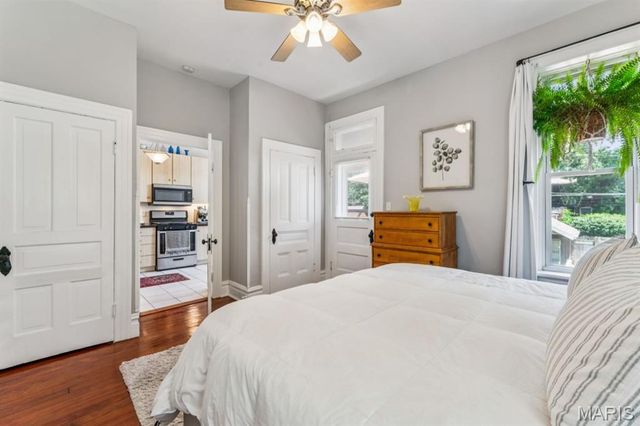 2704 Louisiana Avenue, St Louis, MO 63118