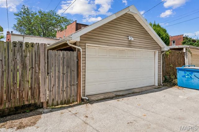 2704 Louisiana Avenue, St Louis, MO 63118