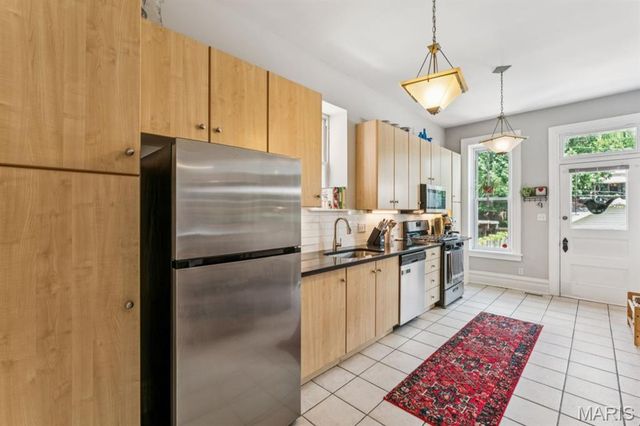 2704 Louisiana Avenue, St Louis, MO 63118