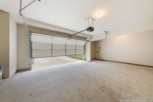 515 Secluded Grove, San Antonio, TX 78253