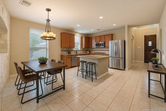 515 Secluded Grove, San Antonio, TX 78253