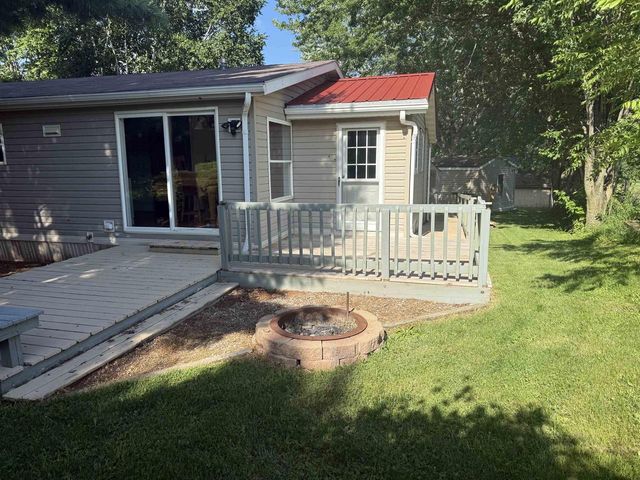 40 Fawn Drive, Wisconsin Dells, WI 53965