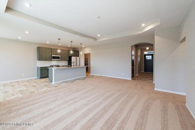 114 Dayflower Ct, Shepherdsville, KY 40165