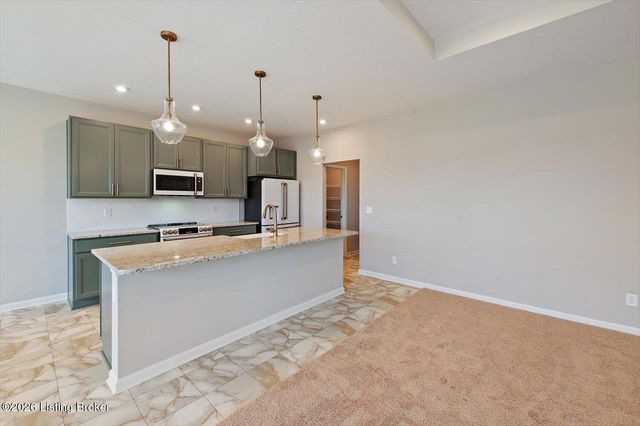 114 Dayflower Ct, Shepherdsville, KY 40165