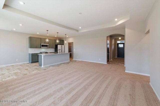 114 Dayflower Ct, Shepherdsville, KY 40165