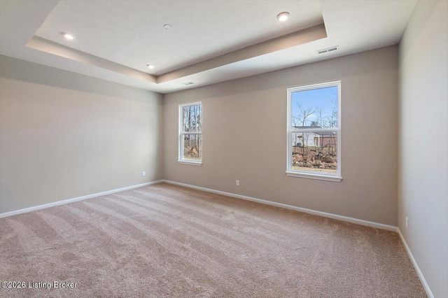 114 Dayflower Ct, Shepherdsville, KY 40165