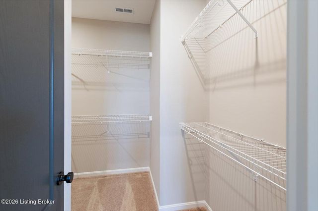 114 Dayflower Ct, Shepherdsville, KY 40165