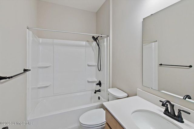 114 Dayflower Ct, Shepherdsville, KY 40165