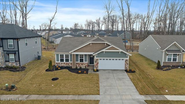 114 Dayflower Ct, Shepherdsville, KY 40165