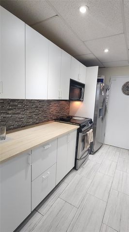 5401 Collins Avenue 1513, Miami Beach, FL 33140