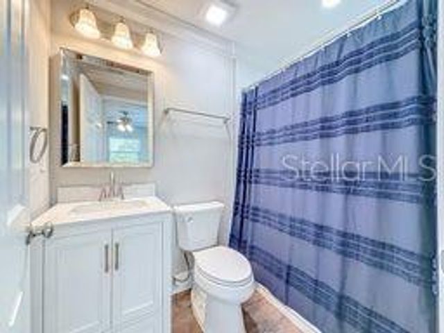 4305 WALLACE CIRCLE, Tampa, FL 33611