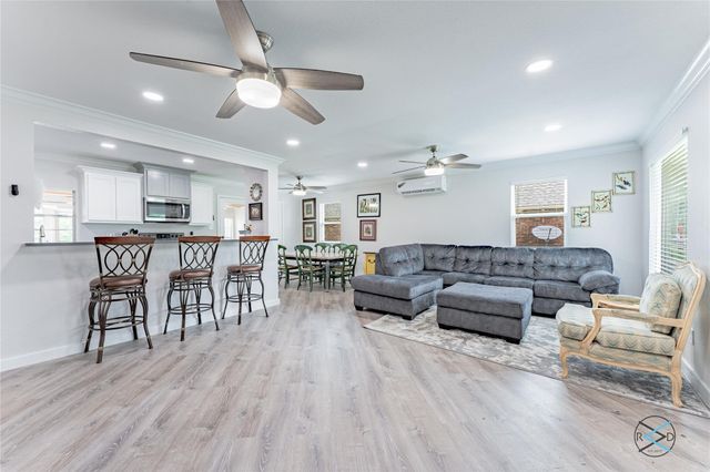 113 Goodknight Ranch Road, Trinidad, TX 75163