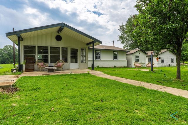 113 Goodknight Ranch Road, Trinidad, TX 75163