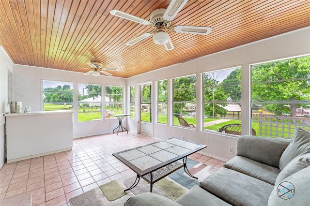 113 Goodknight Ranch Road, Trinidad, TX 75163