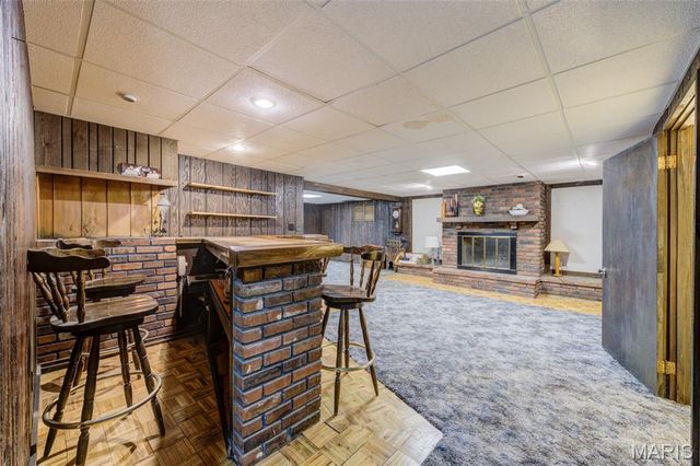 12071 Ameling Road, Maryland Heights, MO 63043