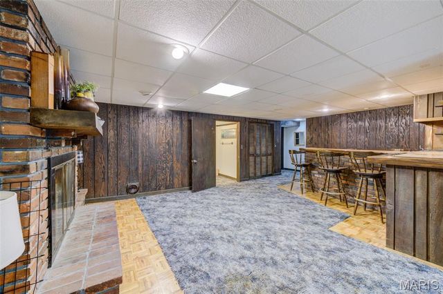 12071 Ameling Road, Maryland Heights, MO 63043