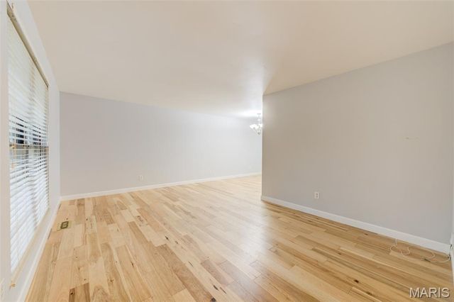 12071 Ameling Road, Maryland Heights, MO 63043